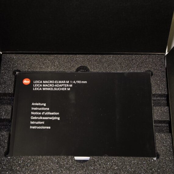 Leica 90/4 Macro-Elmar-M  Six Bit Set w/macro adapter & Angle VF black #11629  M/-/ SOLD