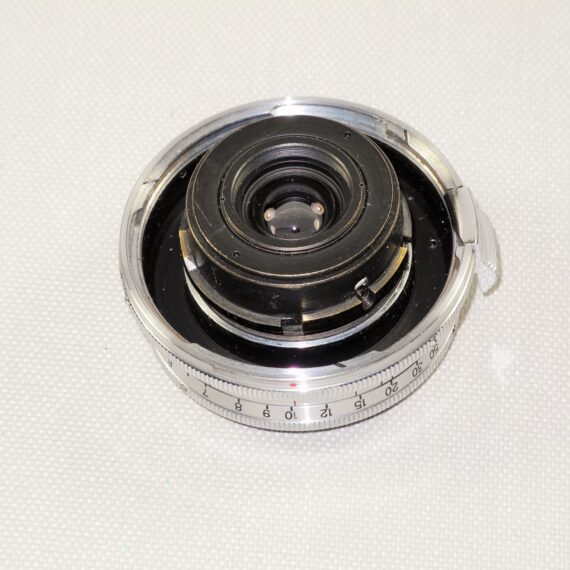 Nikon 2,8cm f3,5 W-Nikkor-C  Nr.347459 Silver with case Near Mint