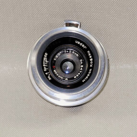Nikon 2,8cm f3,5 W-Nikkor-C  Nr.347459 Silver with case Near Mint