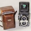 Yashica 635 TLR with 80/3,5 Yashikor lens with original case Ex+