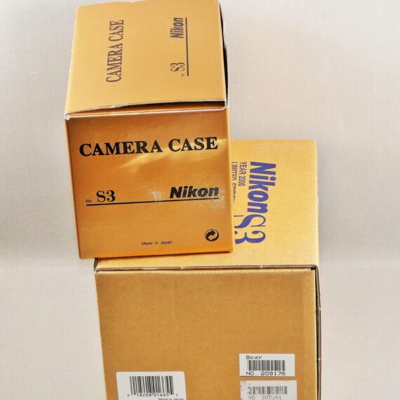 Nikon S3 2000 Chrome Set with Nikon leather case Mint/Like New- / SOLD