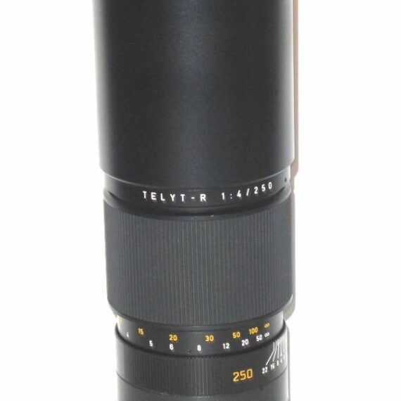 Leica 250/4 Telyt-R (E67) Cat# 11925 W/Case Near Mint