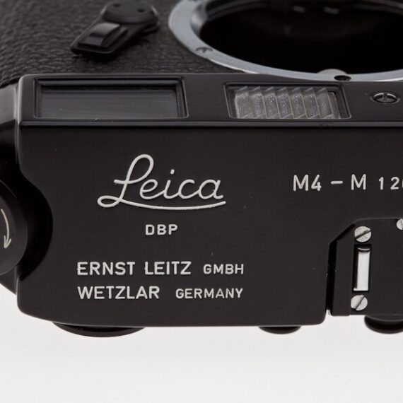 Leica M4-M black paint camera Sold w/ Leica  NY motor Mint-