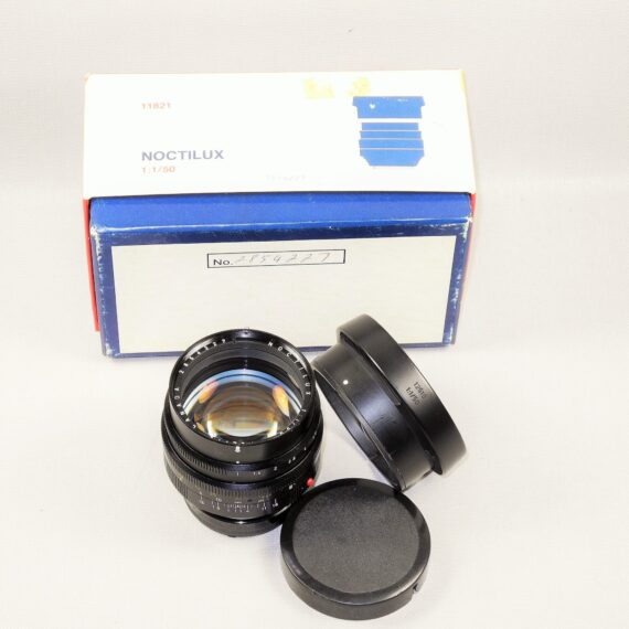 Leica 50/1,0 Noctilux Version 1 (E58) #11821 With Leica Box, Warranty cards, Leica hood, caps Ex++/SOLD