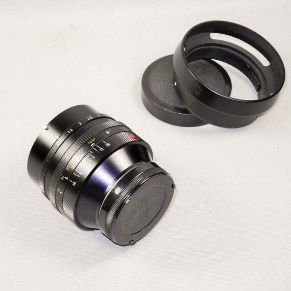 Leica 50/1,0 Noctilux Version 1 (E58) #11821 With Leica Box, Warranty cards, Leica hood, caps Ex++/SOLD