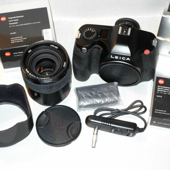Leica S2 camera kit with 70m Asph-S lens , Mint- / No Longer Available