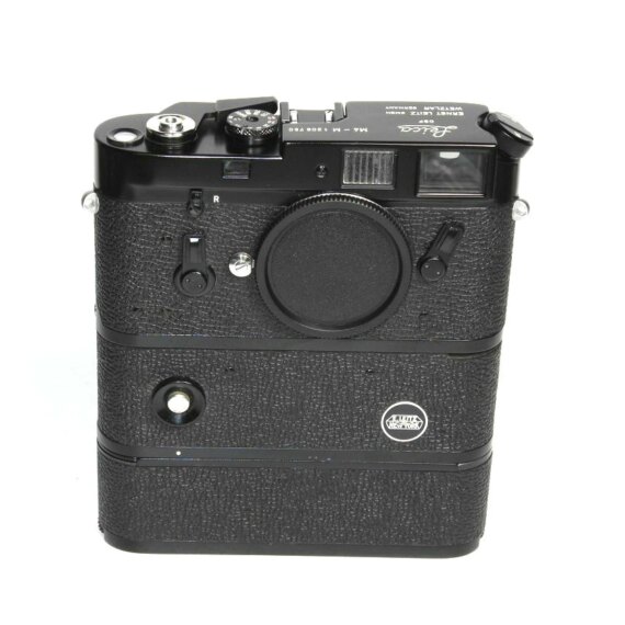 Leica M4-M black paint camera Sold w/ Leica  NY motor Mint-