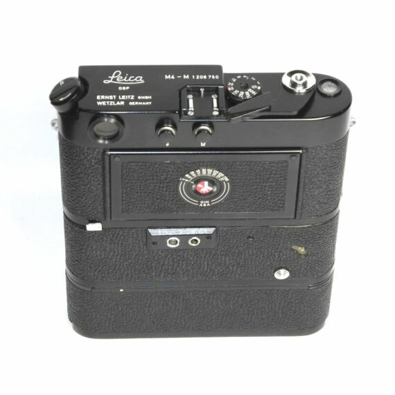 Leica M4-M black paint camera Sold w/ Leica  NY motor Mint-