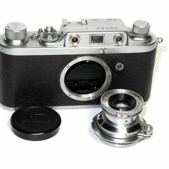 Sonne V camera  w.5cm F3,5 Elionar Anastigmat Col. lens In original case Ex++