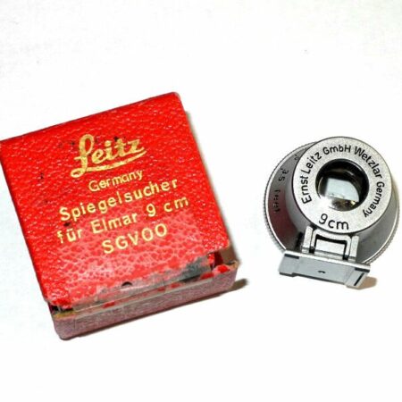 Leica 90mm Chrome finder "SGVOO" with Leica Box Ex++