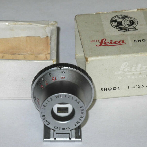 Leica 135mm BL bright line finder"SHOOC "  W/Case Ex++/M-