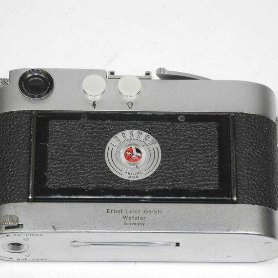 Leica MP Original Silver finish cameras / Jay Maisel's personal cameras with consecutive numbers, RARE !! SOLD