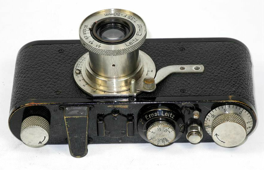 Leica IA Nr. 17525 with original case, rangefinder and film cassette in box Nice vintage set /SOLD