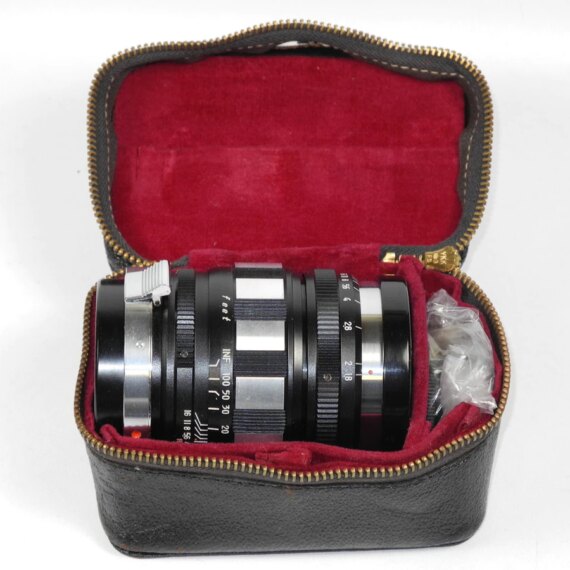 Komura 80/1,8 black lens Nr.4550130  Sankyo Koki Tokyo with case and finder Mint-