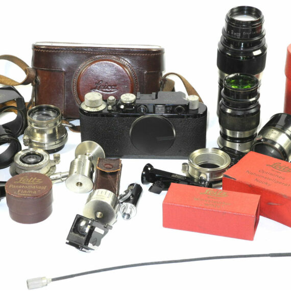 Leica II (D) black and Nickel Outfit Near Mint Rare ! SOLD