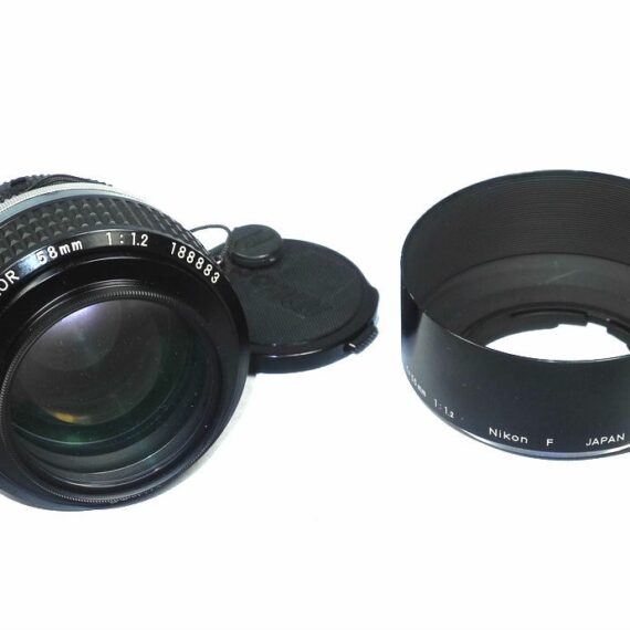 Nikon 58/1,2 Noct-Nikkor AIS w.Nikon metal hood & filter Ex++/Mint- RARE ! SOLD