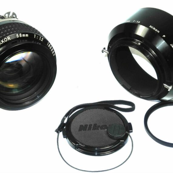 Nikon 58/1,2 Noct-Nikkor AIS w.Nikon metal hood & filter Ex++/Mint- RARE ! SOLD