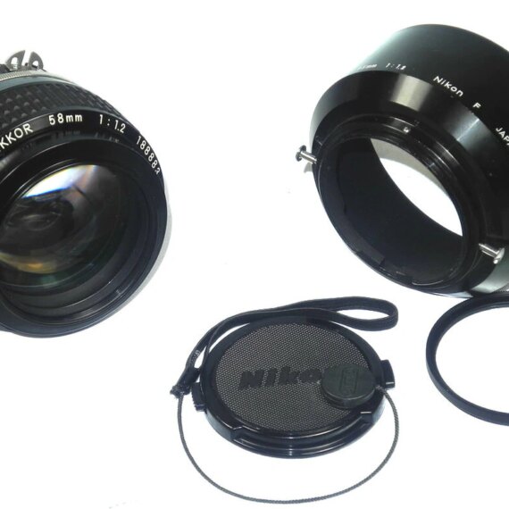 Nikon 58/1,2 Noct-Nikkor AIS w.Nikon metal hood & filter Ex++/Mint- RARE ! SOLD