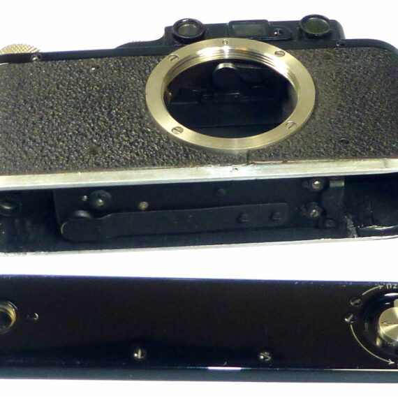 Leica II (D) black and Nickel Outfit Near Mint Rare ! SOLD