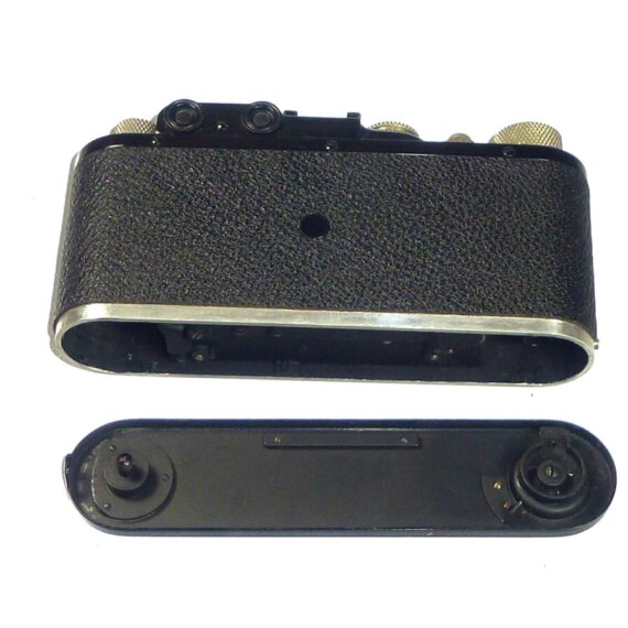 Leica II (D) black and Nickel Outfit Near Mint Rare ! SOLD