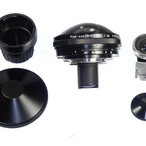 Nikon 7,5mm f5,6 Fish-Eye Nikkor with metal finder & caps Ex++ / call or email to order