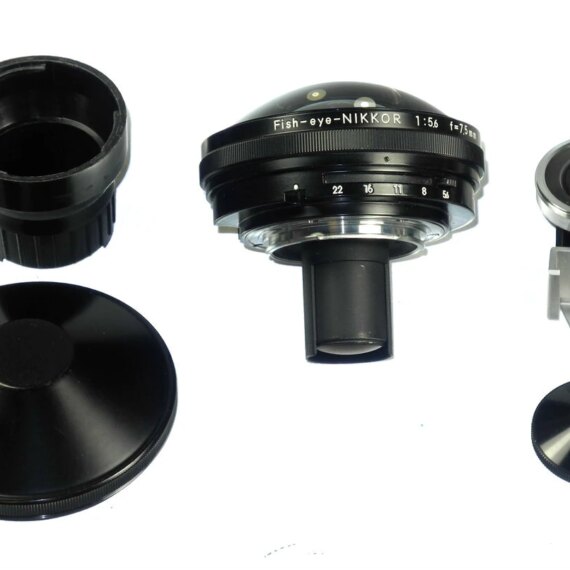Nikon 7,5mm f5,6 Fish-Eye Nikkor with metal finder & caps Ex++ / call or email to order