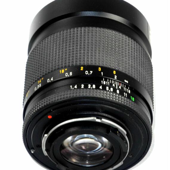 Contax 35/1,4 Zeiss Distagon T*  MM Lens with Metal hood Made in Germany  Mint-