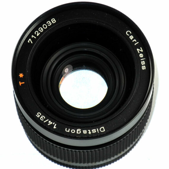 Contax 35/1,4 Zeiss Distagon T*  MM Lens with Metal hood Made in Germany  Mint-