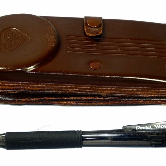 Rolleiflex Extension Hood with Binocluar magnifier 2 1/4" x 2 1/4" Ex++