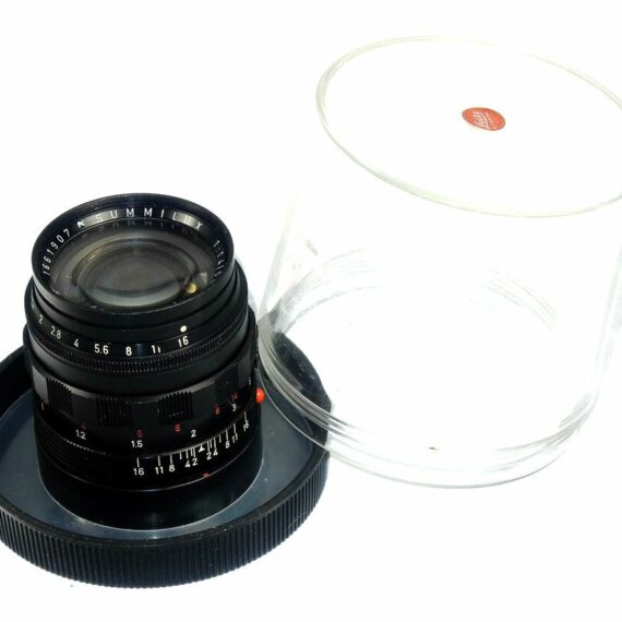 Leica 50/1,4 summilux M black paint early version brass mount lens sold with: Leica hood,caps,Leica lens case ! / RARE SOLD