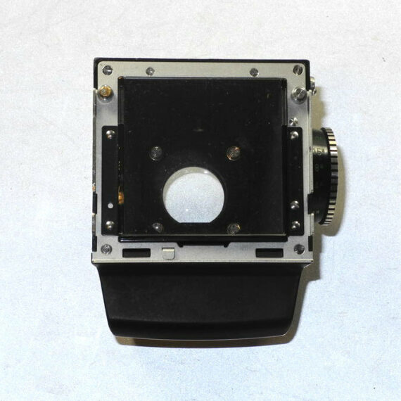 Rollei SLX camera w.80mm lens,prism finder,2 grips,Pol back Mint-