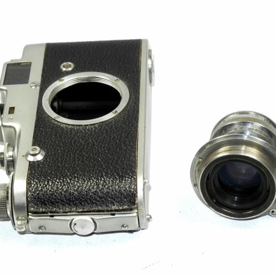 Sonne  C4 Silver Leica copie camera with 50/2 Xenon Schneider-Kreuznach Col. lens Ex++/ Made In Italy