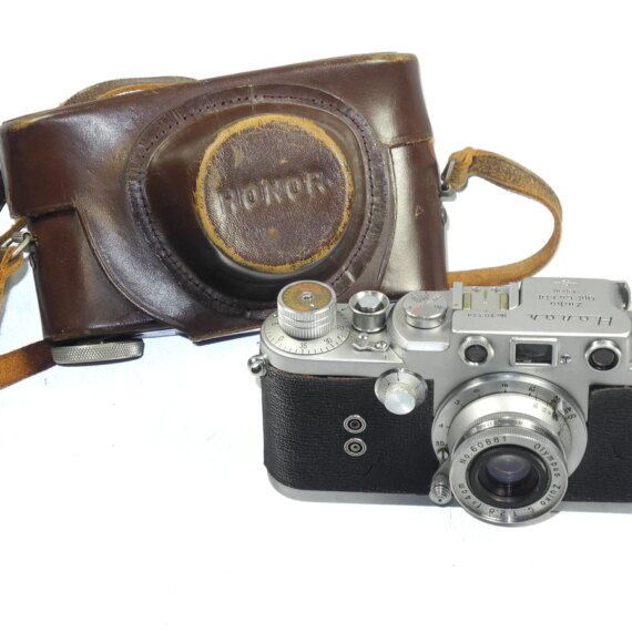 Honor S1 Silver Camera with 4cm F2.8 Zuiko lens with original case RARE Ex++