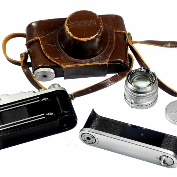 Honor S1 Silver Camera with 50mm f1,9 Hexanon lens & case Ex++