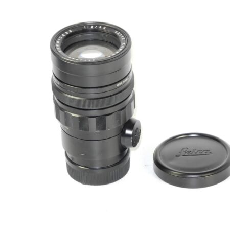 Leica 90/2 Summicron-M with caps Ex+/++