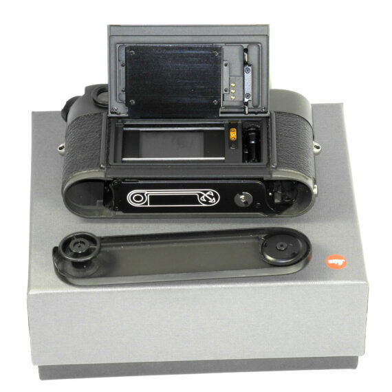 Leica-M7-Black-0-85-Rangefinder-Film-Camera  Cat#10505 / SOLD / WANTED