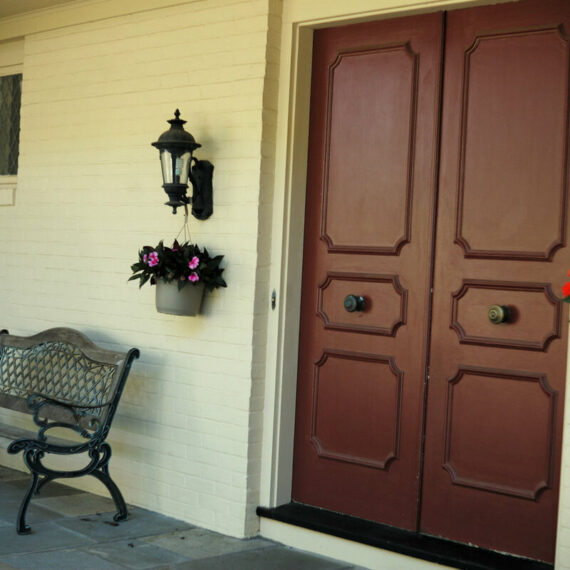 Leica 50/1,2 Noctilux RARE Lens  & Leica caps Mint- / Sold