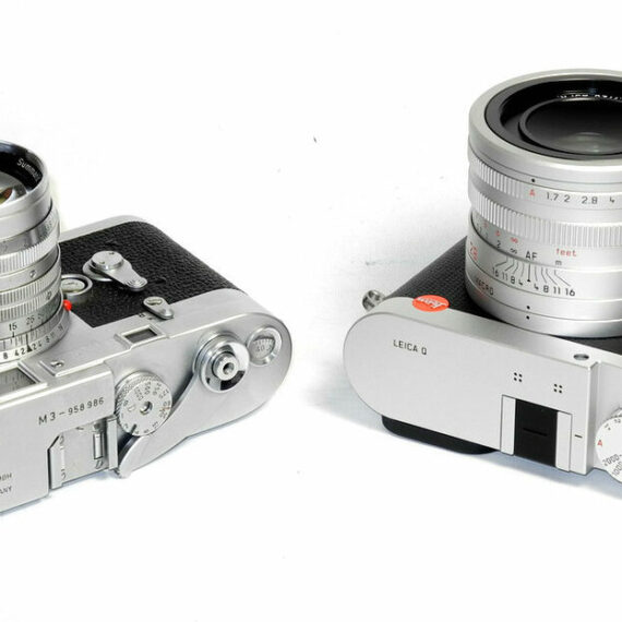 Leica Q (Typ 116) Digital Camera (Silver Anodized) cat #19022 New USA /No Longer Available