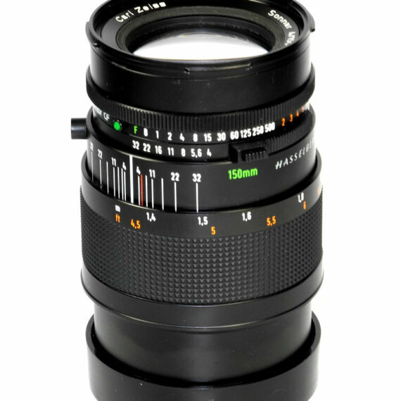 Hasselblad Carl Zeiss T* 150mm f/4 CF lens (Prontor Shutter). Mint-