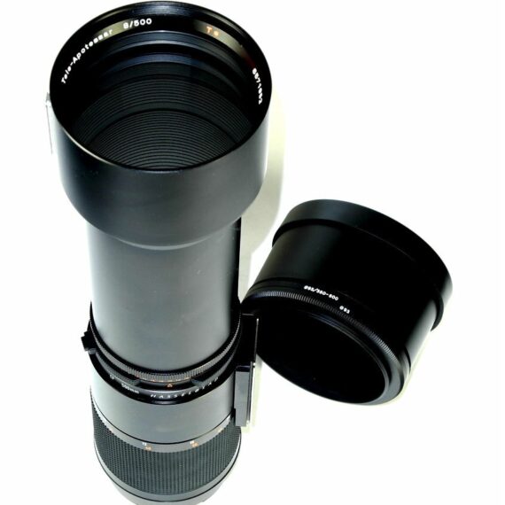 Hasselblad 500/8 Tele-Apotessar  CF T* w.Hasselblad hood and  Leather case Mint-