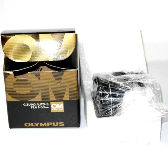 Olympus OM Camera Outfit: With 2 OM cameras & 6 lenses & with finder plus case Mint/- / IN Stock