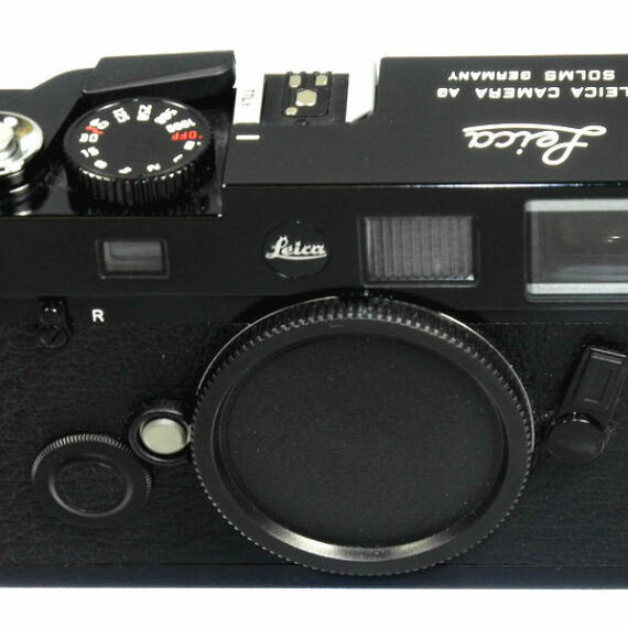 Leica M6 TTL 0.72 mag. black paint LHSA special Edition camera Cat# 10443 Nice Mint/ SOLD