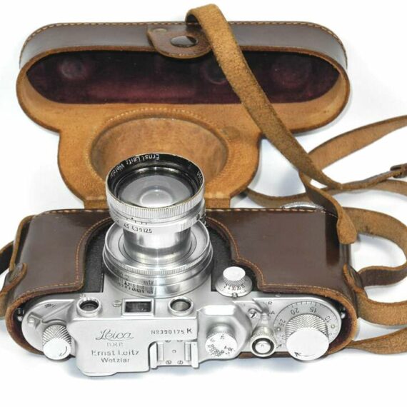 Leica IIIc K camera with 50mm Summitar lens  & case Ex+/ Rare