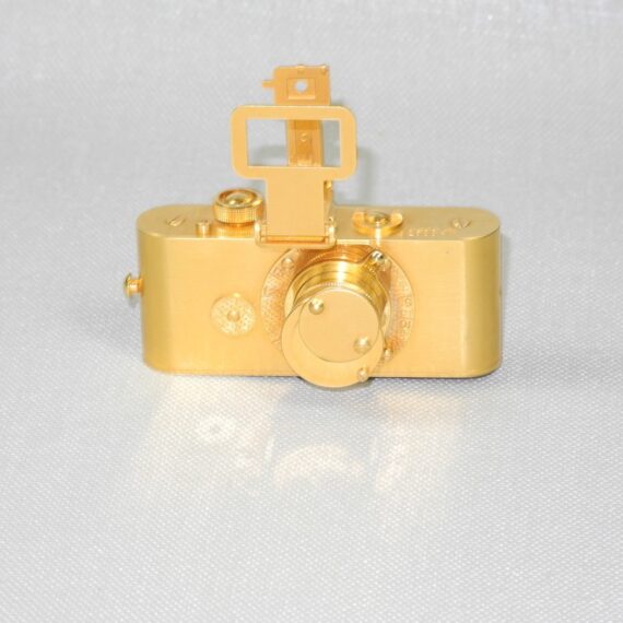 Leica UR Half Scale 24kt Gold Plated Camera Replica with box,finder,cards Mint/- Rare/ free shipping (USA)