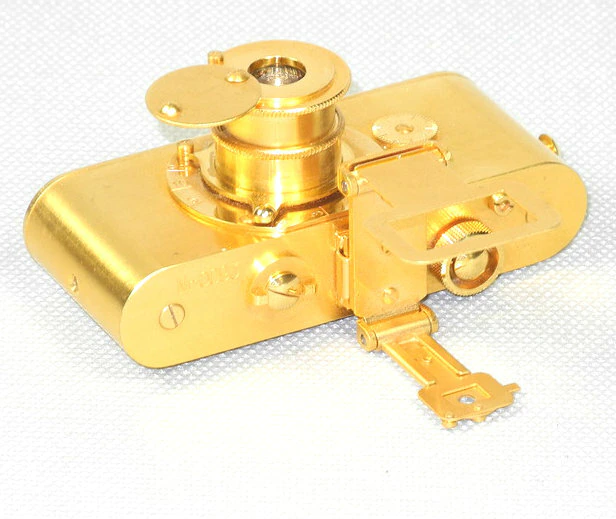 Leica UR Half Scale 24kt Gold Plated Camera Replica with box,finder,cards Mint/- Rare/ free shipping (USA)