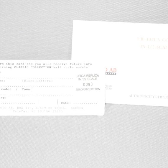 Leica UR Half Scale 24kt Gold Plated Camera Replica with box,finder,cards Mint/- Rare/ free shipping (USA)