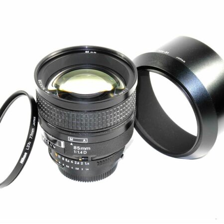 Nikon 85mm f/1.4 D  AF Nikkor  A/M Lens with Nikon Filter & HN-31 hood Mint- / Free shipping