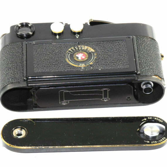 Leica M2 black paint original camera body only Ex+/++ SOLD