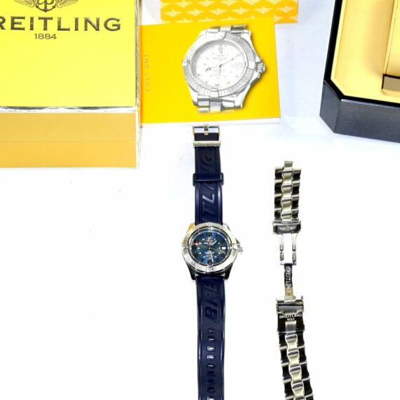 Breitling Colt GMT is the stainless steel blue face version With Breitling Stainless Extra bracelet W/Box Mint-