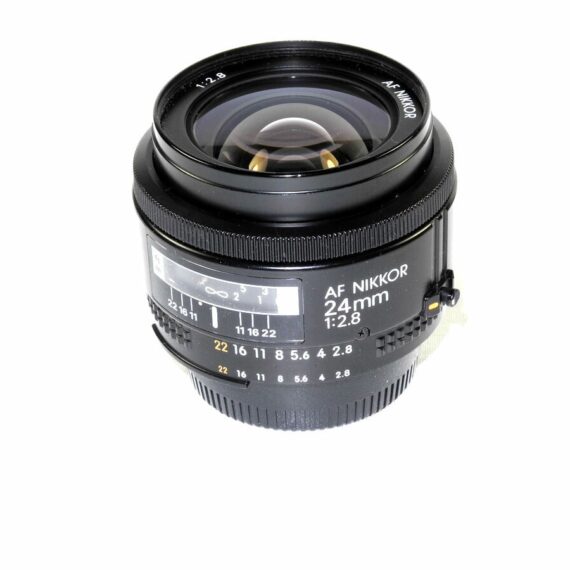 Nikon  24/2,8 AF Nikkor  with hood and filter Ex++